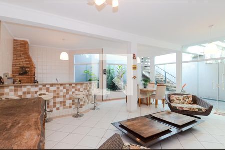 Casa à venda com 450m², 4 quartos e 5 vagasÁrea de Lazer 