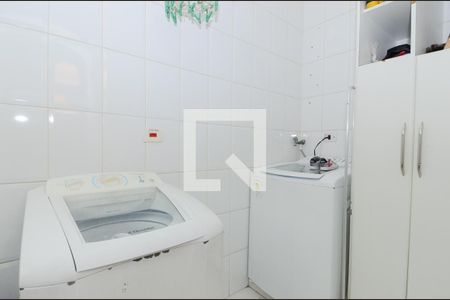 Casa à venda com 450m², 4 quartos e 5 vagasÁrea de Serviço