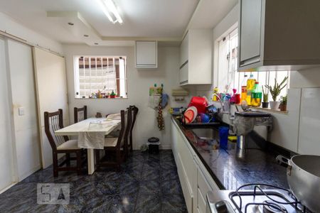 Casa à venda com 212m², 4 quartos e 3 vagasCozinha