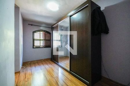 Casa à venda com 104m², 2 quartos e 2 vagas Casa à venda com 104m², 2 quartos e 2 vagasQuarto 2
