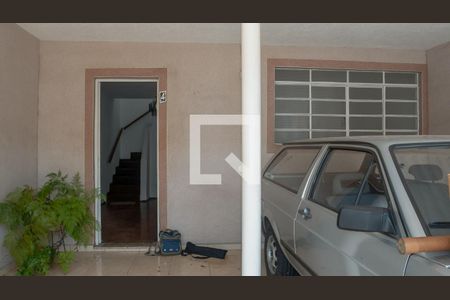 Casa à venda com 77m², 2 quartos e 1 vaga Casa à venda com 77m², 2 quartos e 1 vagaGaragem