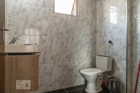 Apartamento à venda com 55m², 2 quartos e sem vaga Apartamento à venda com 55m², 2 quartos e sem vagaBanheiro