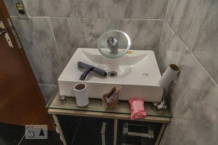 Apartamento à venda com 55m², 2 quartos e sem vaga Apartamento à venda com 55m², 2 quartos e sem vagaBanheiro
