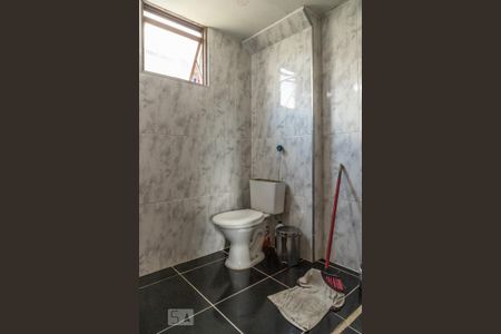 Apartamento à venda com 55m², 2 quartos e sem vaga Apartamento à venda com 55m², 2 quartos e sem vagaBanheiro