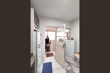 Apartamento à venda com 111m², 2 quartos e 1 vaga Apartamento à venda com 111m², 2 quartos e 1 vagaCozinha