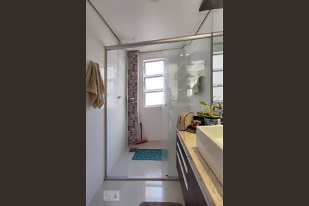 Apartamento à venda com 111m², 2 quartos e 1 vaga Apartamento à venda com 111m², 2 quartos e 1 vagaBanheiro da Suíte