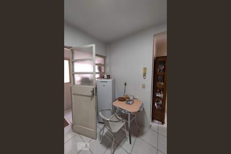 Apartamento à venda com 111m², 2 quartos e 1 vaga Apartamento à venda com 111m², 2 quartos e 1 vagaCozinha