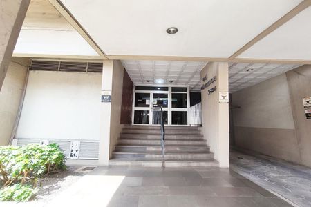 Apartamento à venda com 111m², 2 quartos e 1 vaga Apartamento à venda com 111m², 2 quartos e 1 vagaHall de Entrada