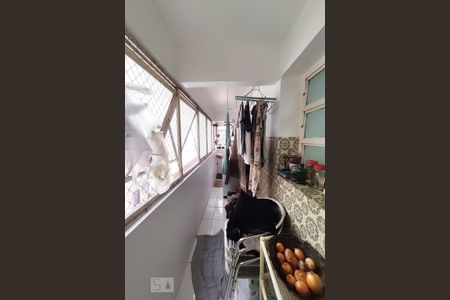 Apartamento à venda com 111m², 2 quartos e 1 vaga Apartamento à venda com 111m², 2 quartos e 1 vaga Área de Serviço