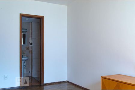 Sala/Quarto de kitnet/studio para alugar com 1 quarto, 32m² em Centro Histórico, Porto Alegre