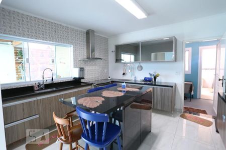 Casa à venda com 260m², 3 quartos e 3 vagasCozinha