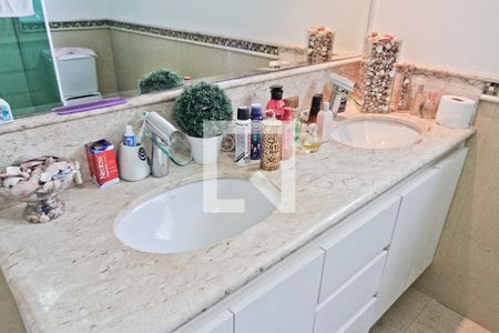 Apartamento à venda com 160m², 3 quartos e 3 vagas Apartamento à venda com 160m², 3 quartos e 3 vagasBanheiro da Suíte 3