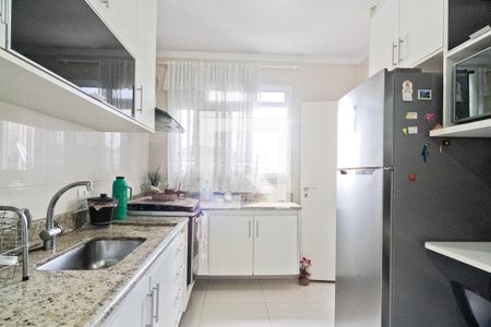 Apartamento à venda com 160m², 3 quartos e 3 vagas Apartamento à venda com 160m², 3 quartos e 3 vagasCozinha