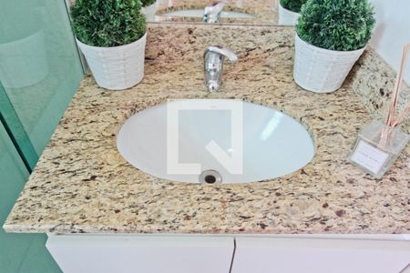 Apartamento à venda com 160m², 3 quartos e 3 vagas Apartamento à venda com 160m², 3 quartos e 3 vagasBanheiro da Suíte 1