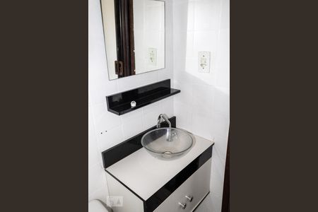 Apartamento para alugar com 40m², 2 quartos e 1 vaga Apartamento para alugar com 40m², 2 quartos e 1 vagaBanheiro