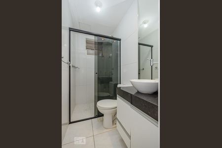 Apartamento para alugar com 60m², 2 quartos e 1 vaga Apartamento para alugar com 60m², 2 quartos e 1 vagaBanheiro da Suíte