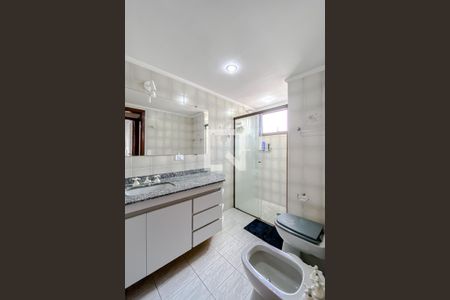 Apartamento à venda com 160m², 4 quartos e 2 vagas Apartamento à venda com 160m², 4 quartos e 2 vagasBanheiro