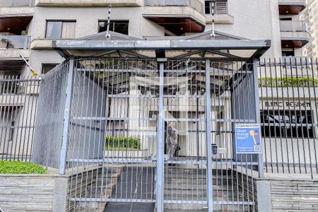 Apartamento à venda com 160m², 4 quartos e 2 vagas Apartamento à venda com 160m², 4 quartos e 2 vagasFachada