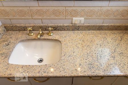 Apartamento para alugar com 87m², 4 quartos e 1 vaga Apartamento para alugar com 87m², 4 quartos e 1 vagaPia