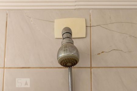 Apartamento para alugar com 87m², 4 quartos e 1 vaga Apartamento para alugar com 87m², 4 quartos e 1 vagaChuveiro