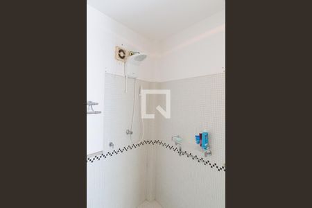 Casa à venda com 600m², 5 quartos e 4 vagas Casa à venda com 600m², 5 quartos e 4 vagasBanheiro