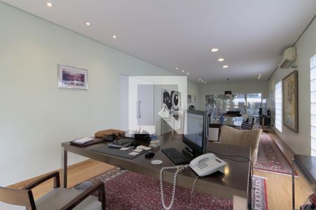 Casa à venda com 350m², 4 quartos e 5 vagasQuarto 4