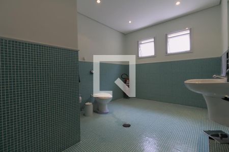 Casa à venda com 350m², 4 quartos e 5 vagasBanheiro 1