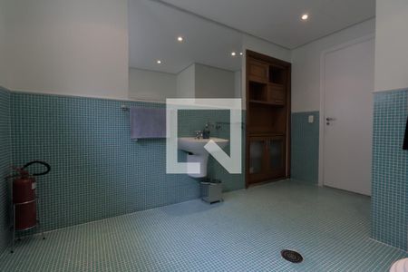 Casa à venda com 350m², 4 quartos e 5 vagasBanheiro 1