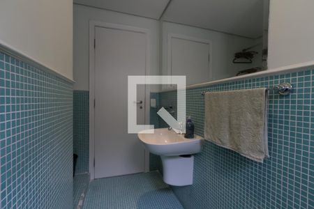 Casa à venda com 350m², 4 quartos e 5 vagasBanheiro 2