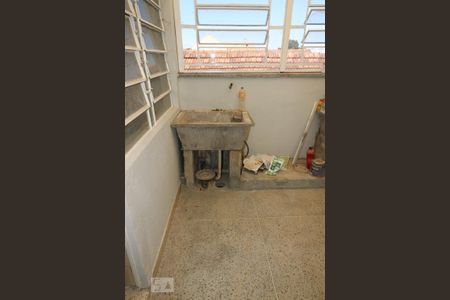 Apartamento à venda com 65m², 2 quartos e 1 vagaÁrea de Serviço