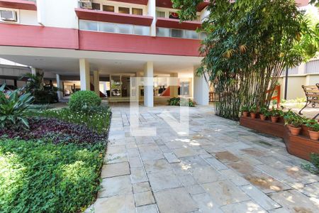 Apartamento à venda com 107m², 3 quartos e 1 vagaFachada