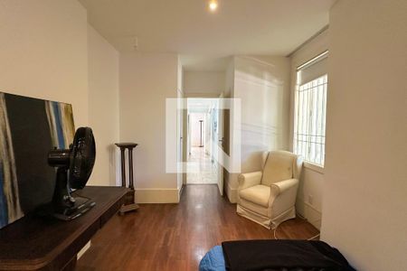 Casa à venda com 800m², 6 quartos e 5 vagas Casa à venda com 800m², 6 quartos e 5 vagasSuíte 1