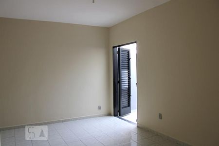 Casa à venda com 185m², 3 quartos e 5 vagas Casa à venda com 185m², 3 quartos e 5 vagasQuarto 3- Suíte
