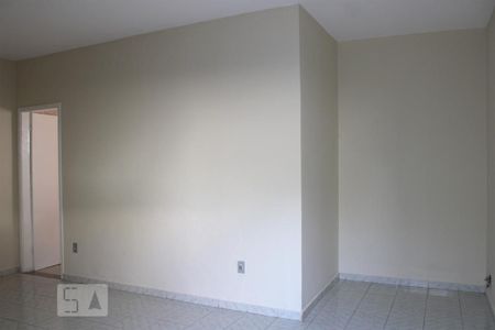 Casa à venda com 185m², 3 quartos e 5 vagas Casa à venda com 185m², 3 quartos e 5 vagasQuarto 3- Suíte