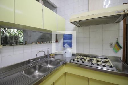 Casa à venda com 324m², 6 quartos e 3 vagasPia