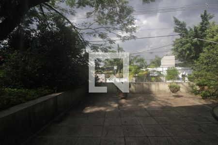 Casa à venda com 324m², 6 quartos e 3 vagasVista da suíte 4