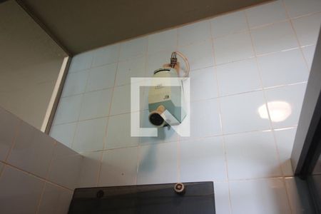 Casa à venda com 324m², 6 quartos e 3 vagasChuveiro