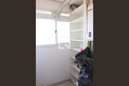 Apartamento à venda com 166m², 3 quartos e 1 vaga Apartamento à venda com 166m², 3 quartos e 1 vagaLavanderia Inferior