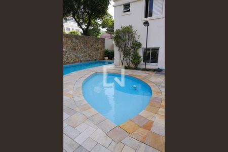 Apartamento à venda com 166m², 3 quartos e 1 vaga Apartamento à venda com 166m², 3 quartos e 1 vagaÁrea comum - Piscina