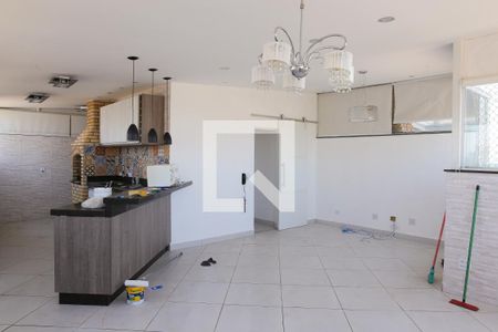 Apartamento à venda com 166m², 3 quartos e 1 vaga Apartamento à venda com 166m², 3 quartos e 1 vagaCobertura