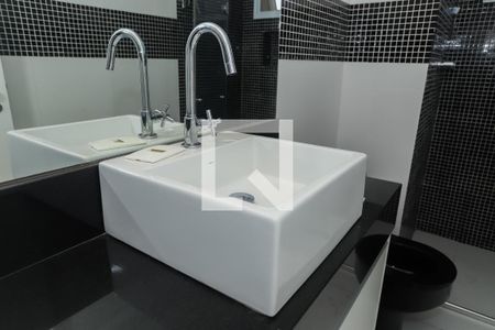 Apartamento para alugar com 170m², 3 quartos e 2 vagasBanheiro Social