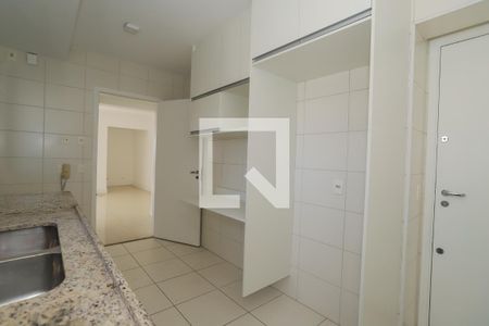 Apartamento para alugar com 170m², 3 quartos e 2 vagasCozinha