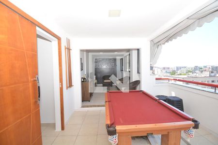Apartamento para alugar com 120m², 2 quartos e 1 vagaLounge - Terraço