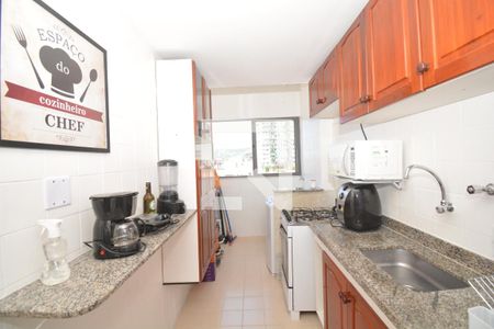 Apartamento para alugar com 120m², 2 quartos e 1 vagaCozinha e Área de Serviço