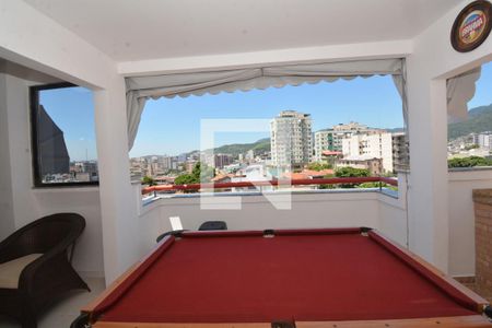 Apartamento para alugar com 120m², 2 quartos e 1 vagaLounge - Terraço