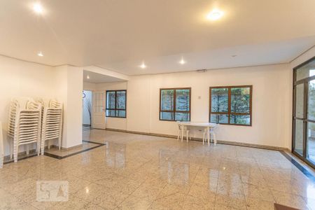 Apartamento à venda com 98m², 3 quartos e 2 vagas Apartamento à venda com 98m², 3 quartos e 2 vagasÁrea comum - Salão de festas