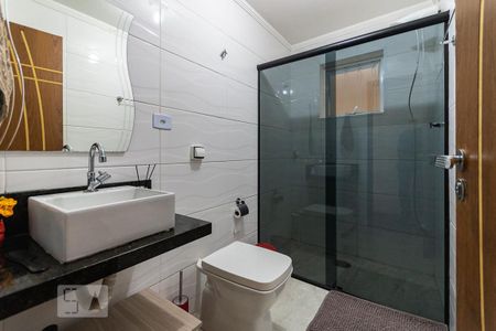 Casa à venda com 150m², 3 quartos e 2 vagasBanheiro 