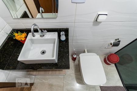 Casa à venda com 150m², 3 quartos e 2 vagasBanheiro 