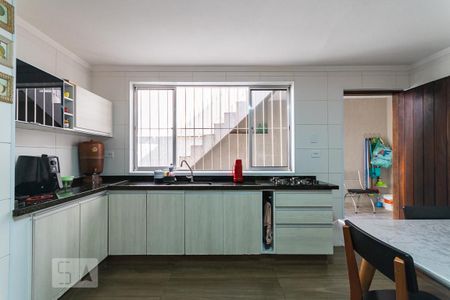 Casa à venda com 150m², 3 quartos e 2 vagasCozinha 