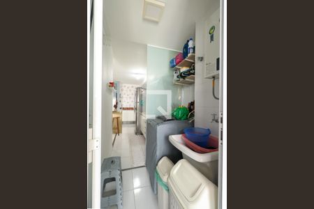 Apartamento à venda com 80m², 3 quartos e 2 vagas Apartamento à venda com 80m², 3 quartos e 2 vagasÁrea de Serviço